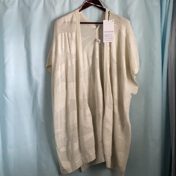 Lululemon Find Your Light Wrap htd light ivory - Picture 5 of 9